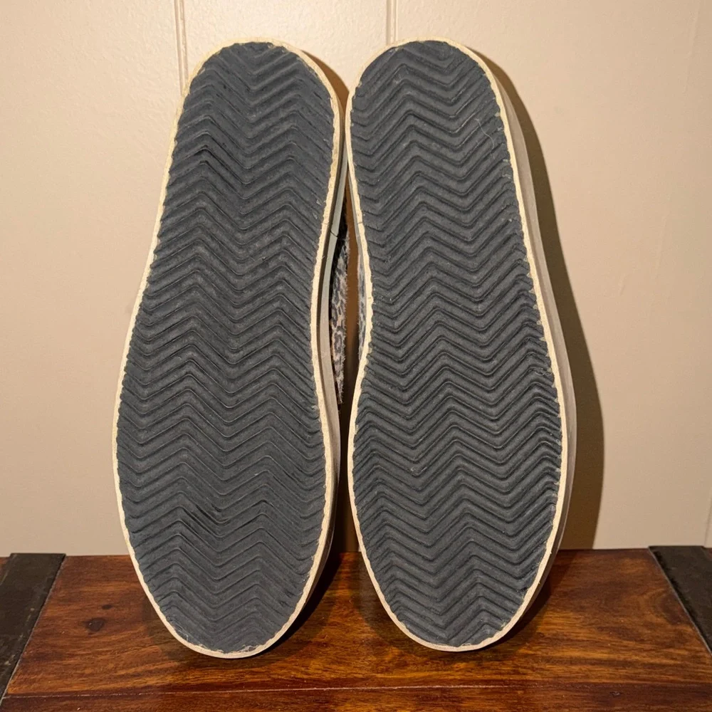 Golden Goose Leopard Print Low-Top Sneakers with Gold Star - Picture 4 of 6